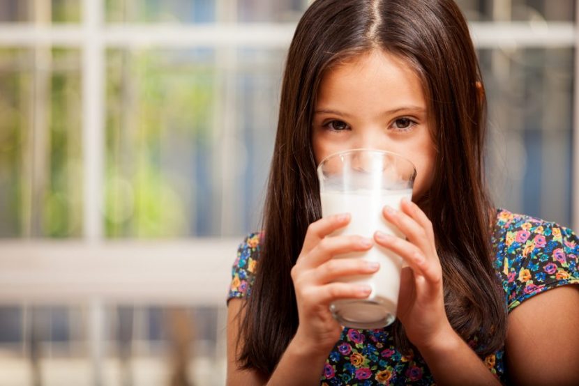 How to Choose the Healthiest Milk: 3 Simple Rules to Follow