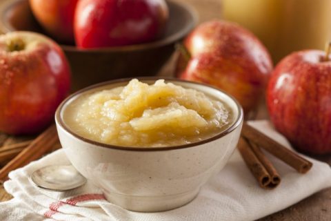 Healthy Autumn Applesauce & Top 8 Health Benefits of Apples