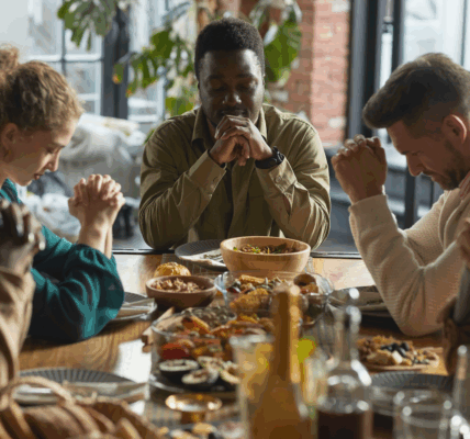 Family Praying together for thanksgiving